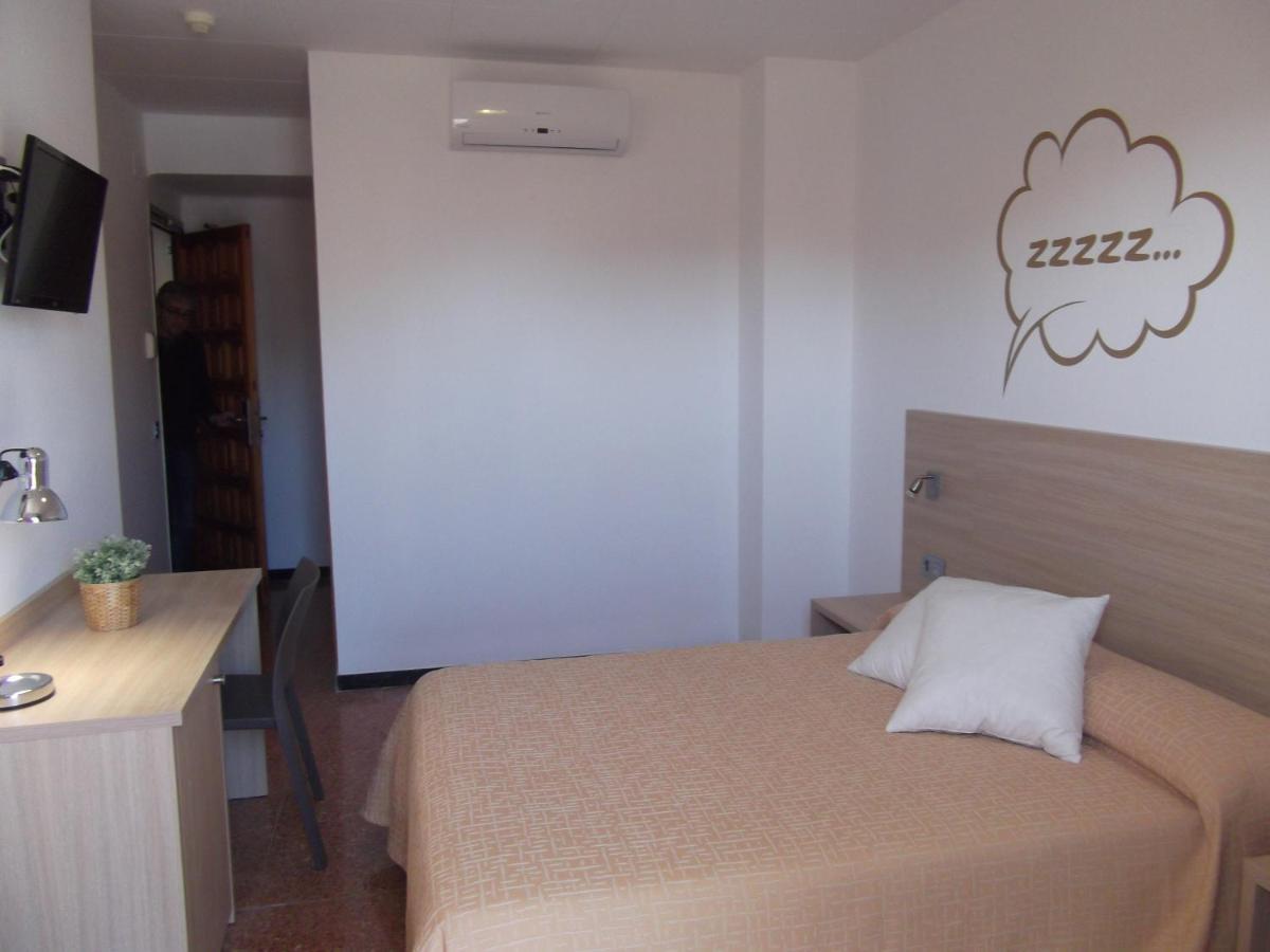 Hotel Mediterrani Express Calella Ngoại thất bức ảnh